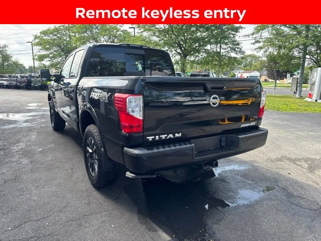 Used 2018 Nissan Titan PRO-4X AWD/4WD image 4