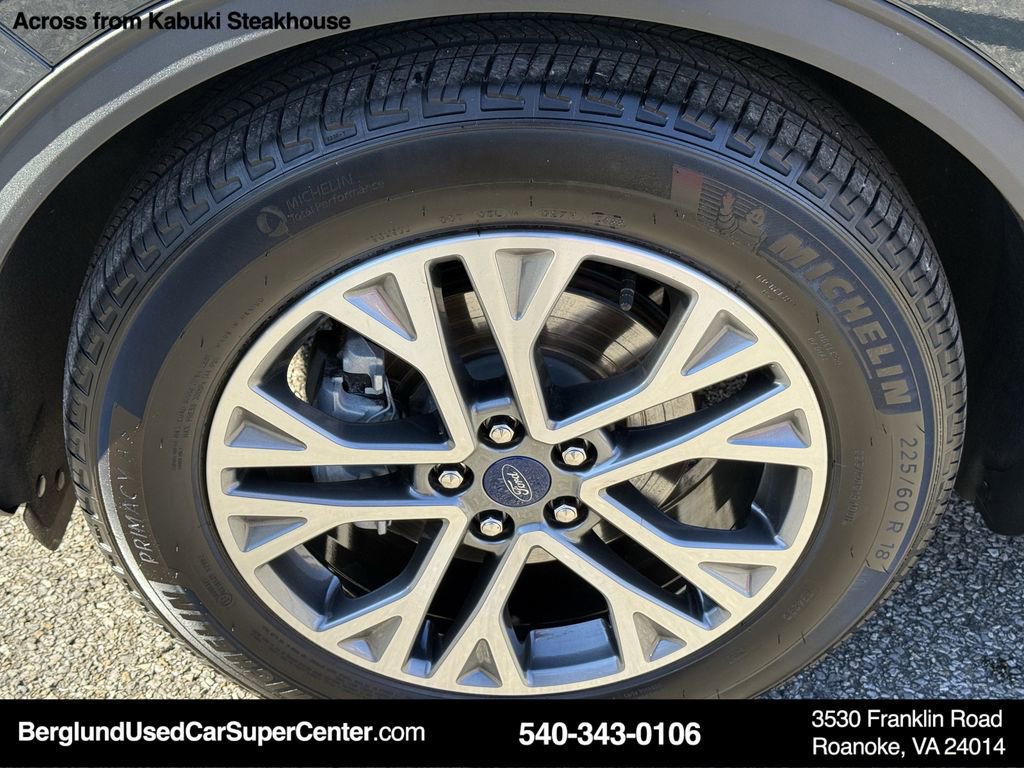 Used 2022 Ford Escape SEL image 10