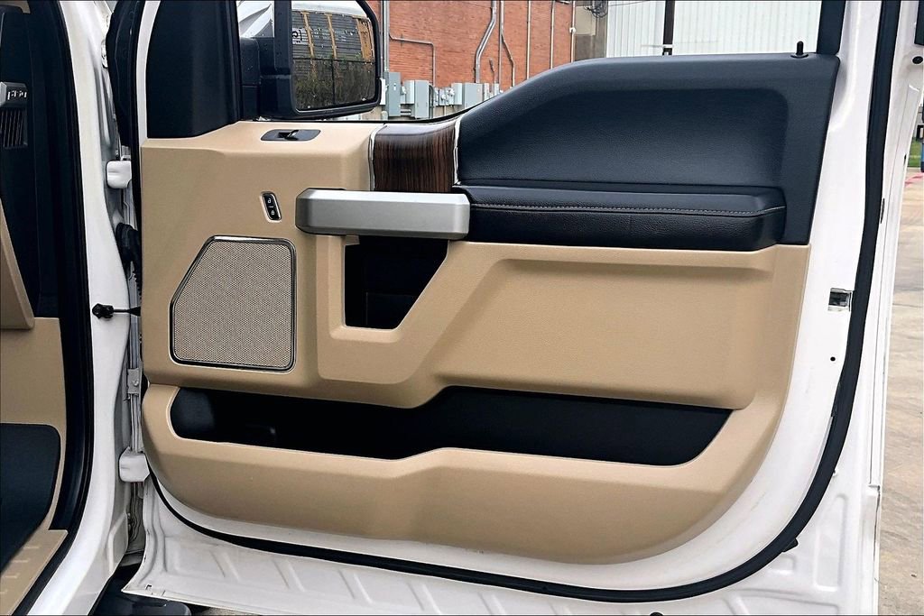 Used 2016 Ford F150 Lariat w/ Equipment Group 502A Luxury image 25