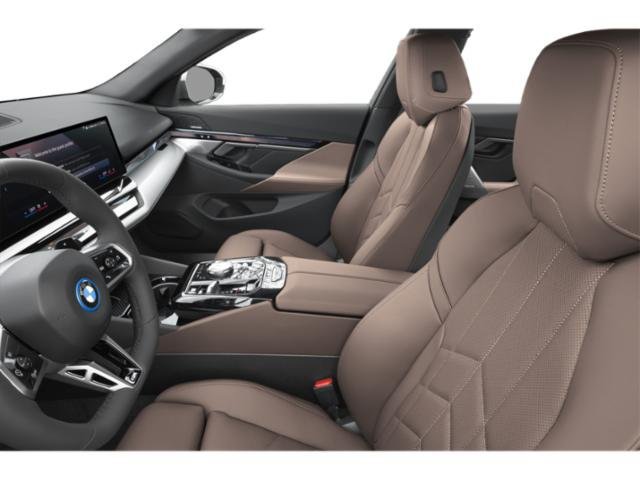 New 2027 BMW 550e xDrive AWD/4WD image 11