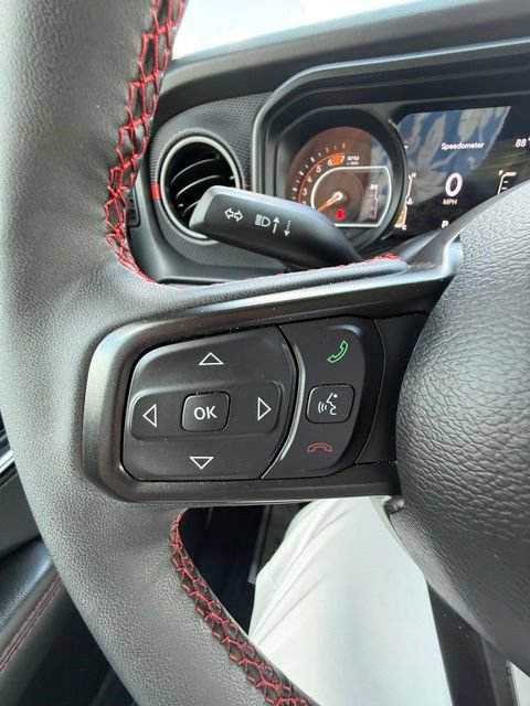 Used 2024 Jeep Wrangler Unlimited Rubicon AWD/4WD image 16