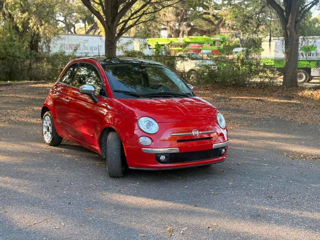 Used 2017 FIAT 500 Lounge image 3