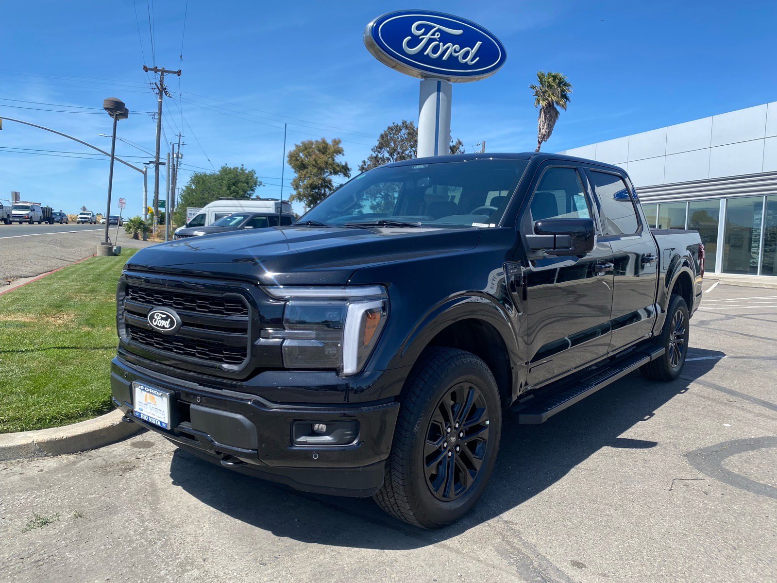 New 2026 Ford F150 Lariat w/ Equipment Group 502A High