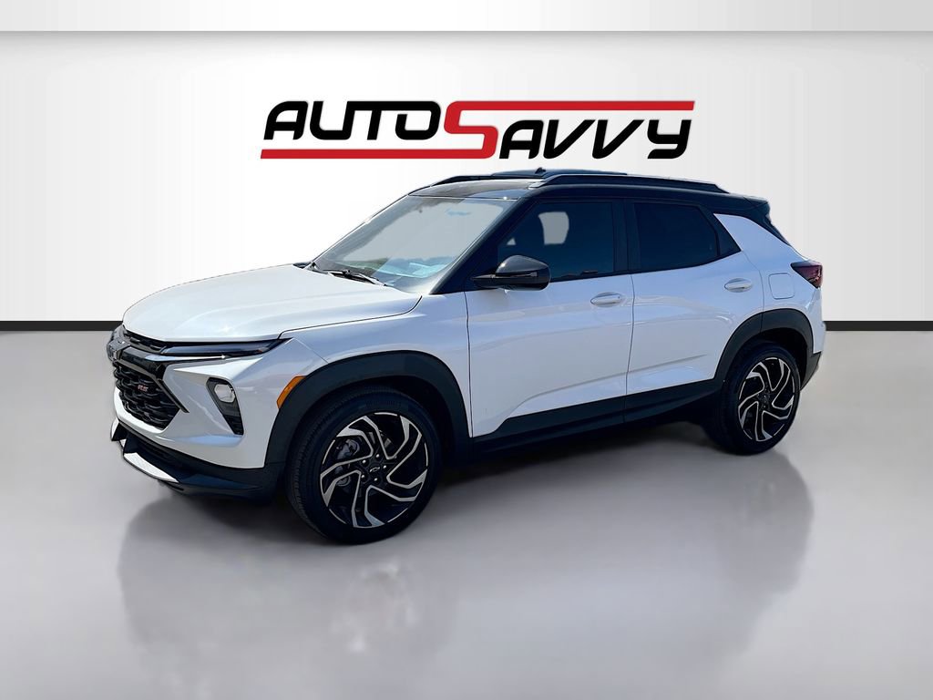 Used 2025 Chevrolet TrailBlazer RS w/ Convenience Package image 3