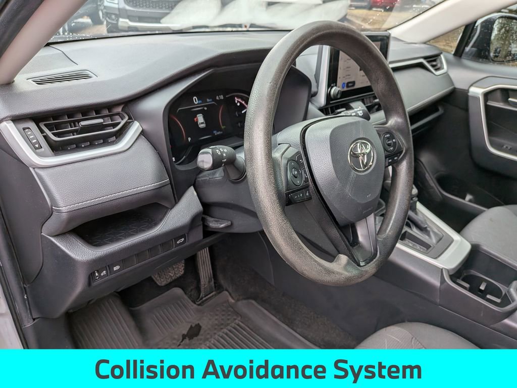 Used 2023 Toyota RAV4 XLE w/ Convenience Package FWD image 12
