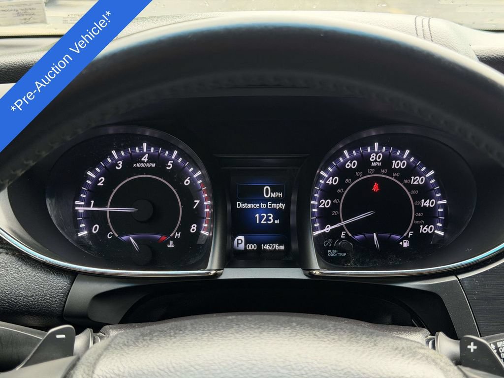 Used 2016 Toyota Avalon XLE Premium FWD image 12