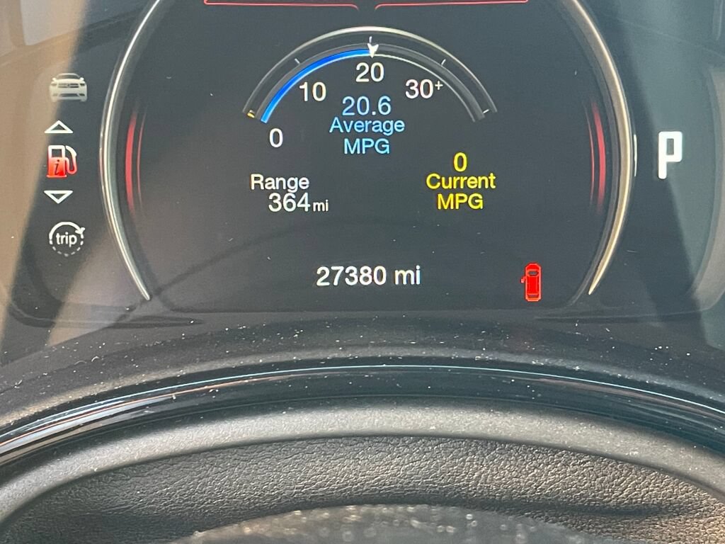Used 2025 Dodge Durango GT AWD/4WD image 3