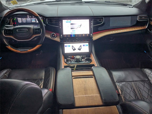Used 2022 Jeep Grand Wagoneer Series III w/ Rear Seat Video Group 1 image 12