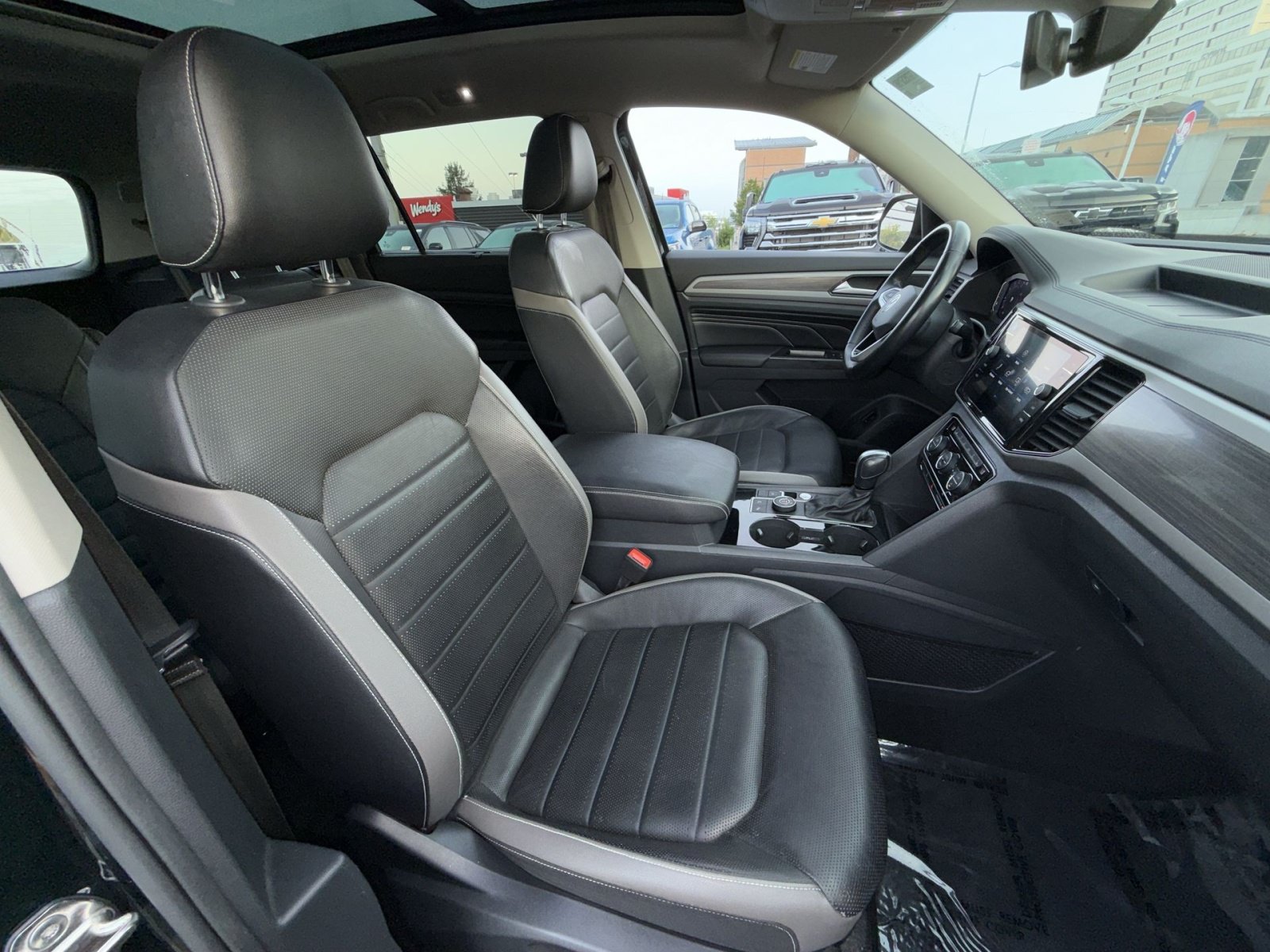 Used 2021 Volkswagen Atlas SEL Premium AWD/4WD image 27