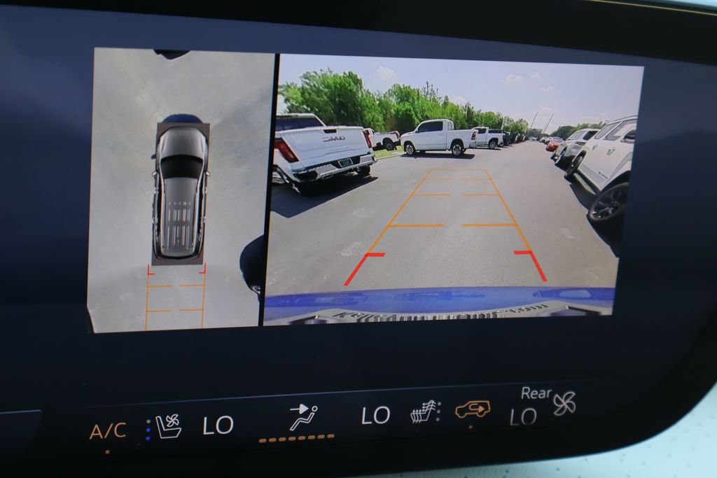 Certified 2025 Buick Enclave Avenir w/ Super Cruise Package image 16