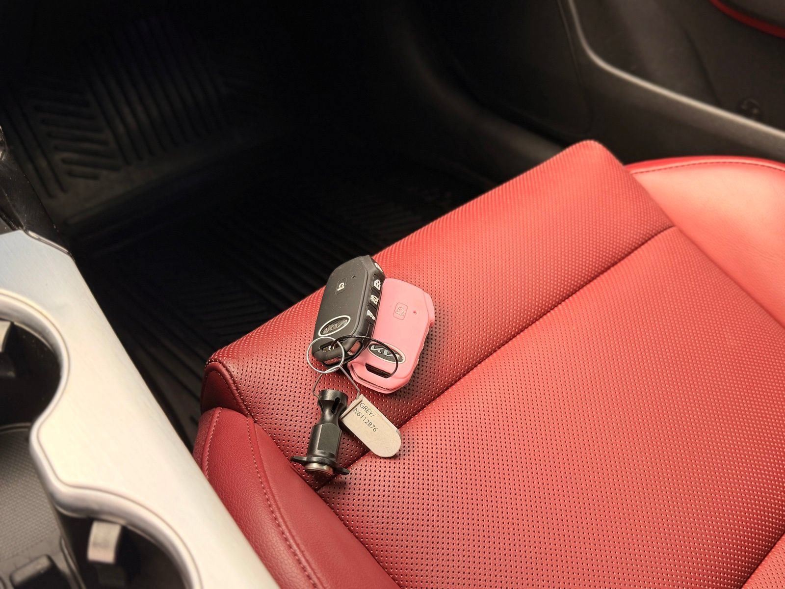Used 2022 Kia Stinger GT1 w/ Red Interior Color Package RWD image 50