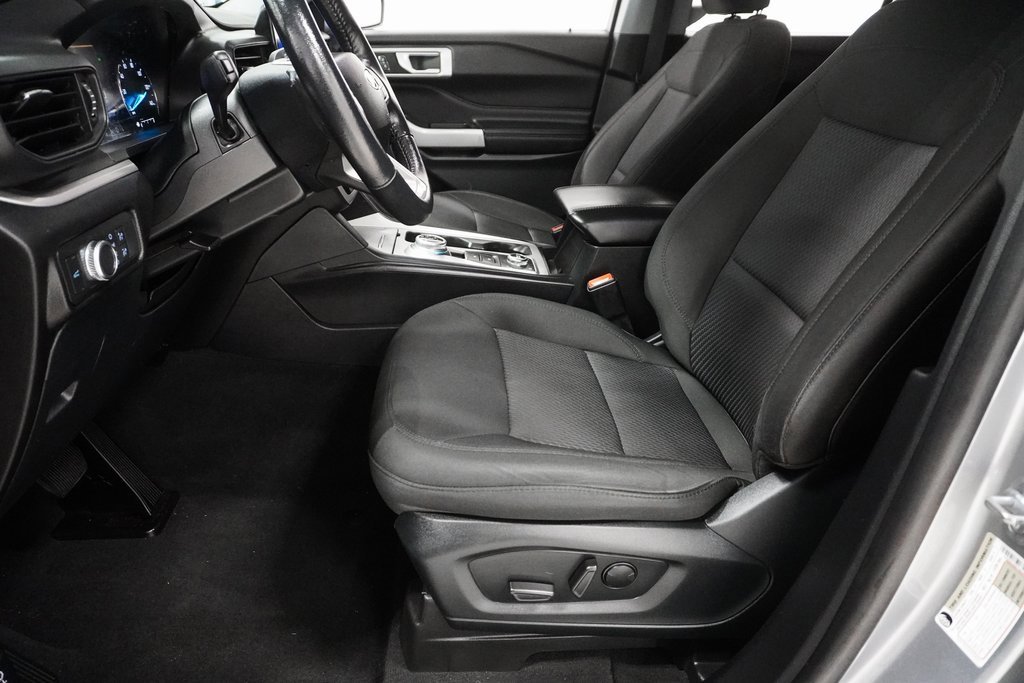 Used 2022 Ford Explorer XLT w/ Class IV Trailer Tow Package image 12