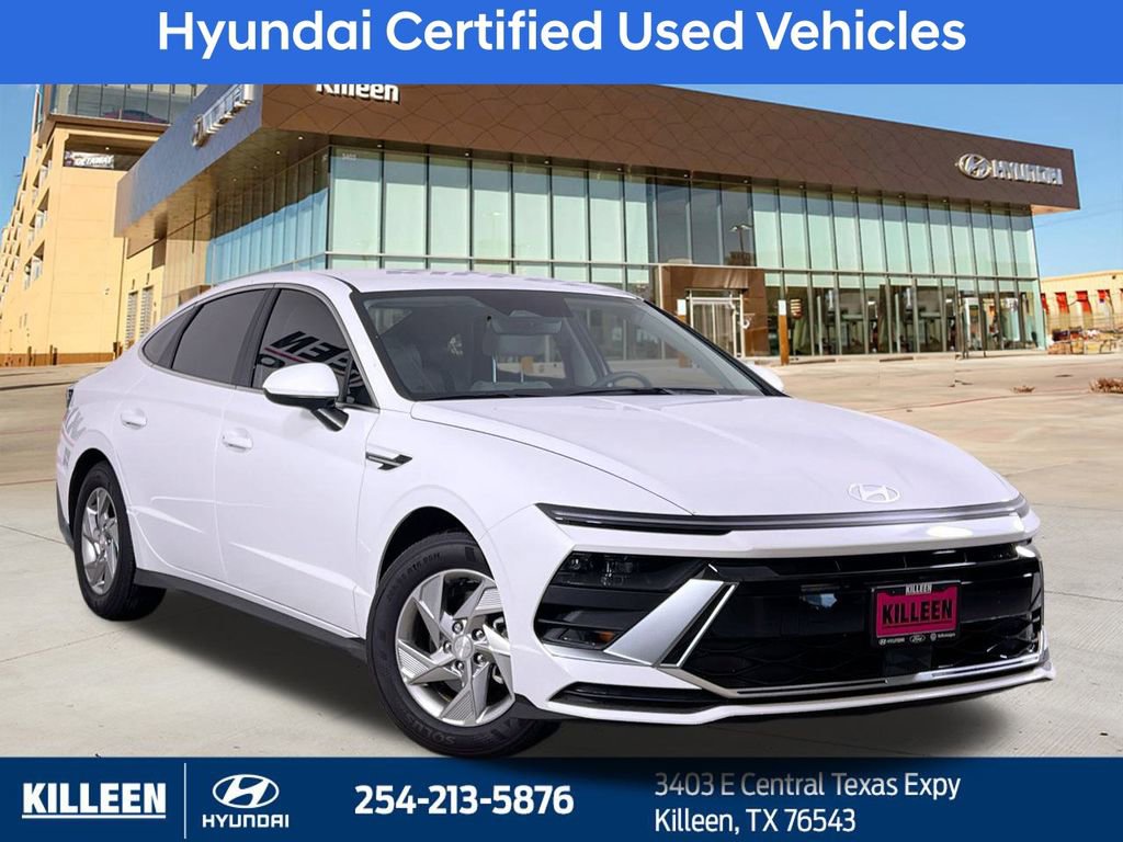 Used 2025 Hyundai Sonata SE image 1