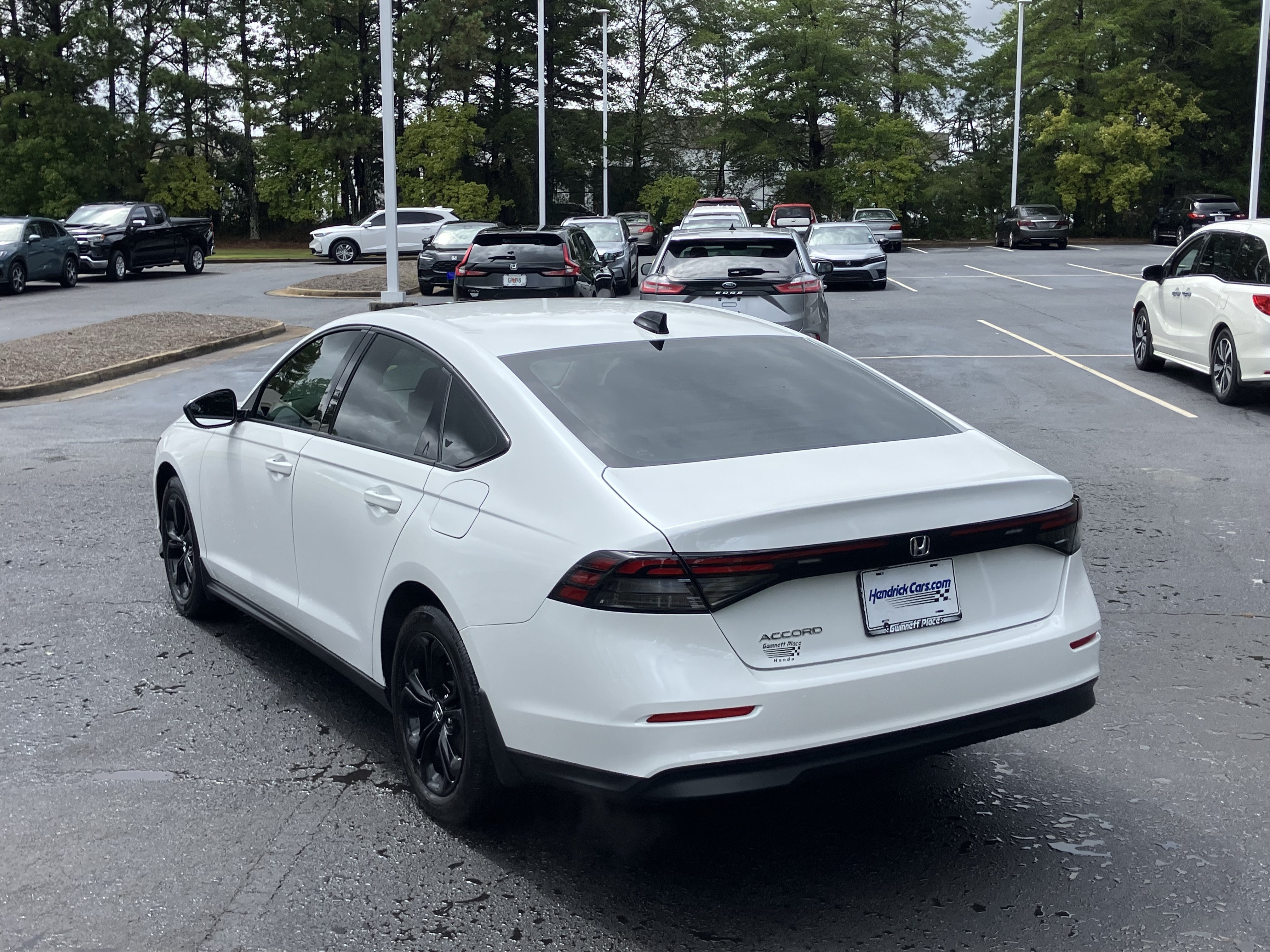 Used 2025 Honda Accord SE image 8