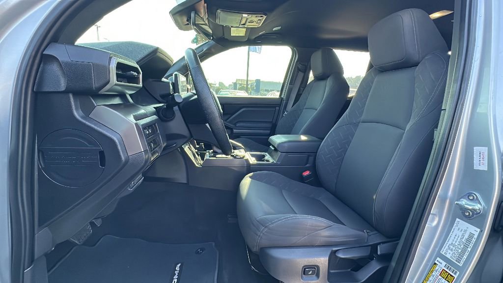 Used 2024 Toyota Tacoma SR5 image 9