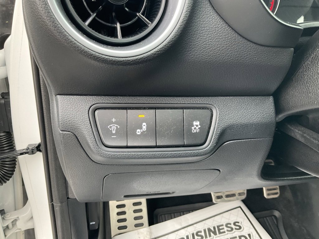 Used 2024 Kia Forte GT w/ GT2 Package image 18