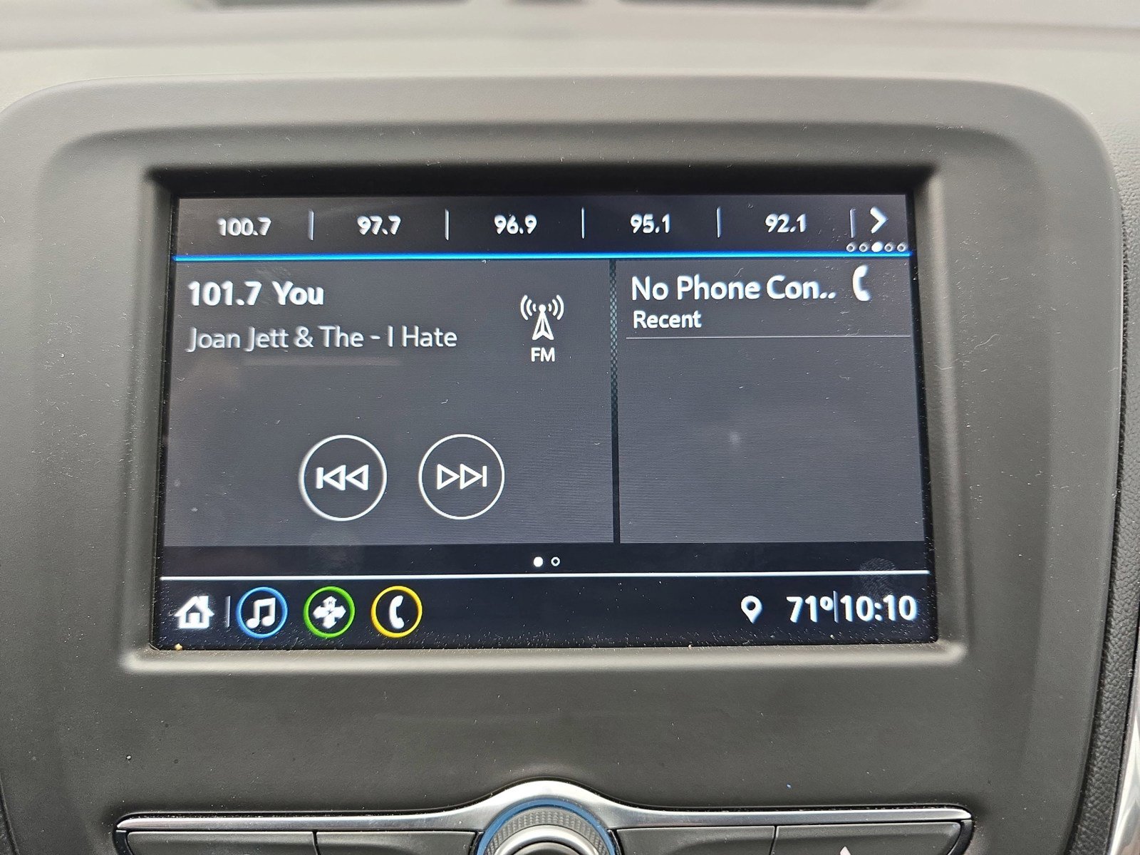 Used 2019 Chevrolet Equinox LT FWD image 26