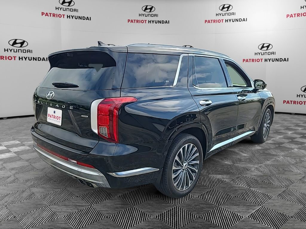 Used 2024 Hyundai Palisade Calligraphy image 35