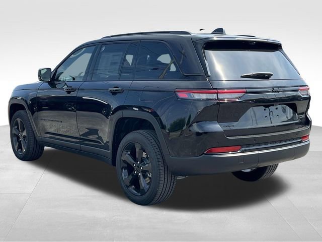 New 2025 Jeep Grand Cherokee Limited w/ Luxury Tech Group II image 5