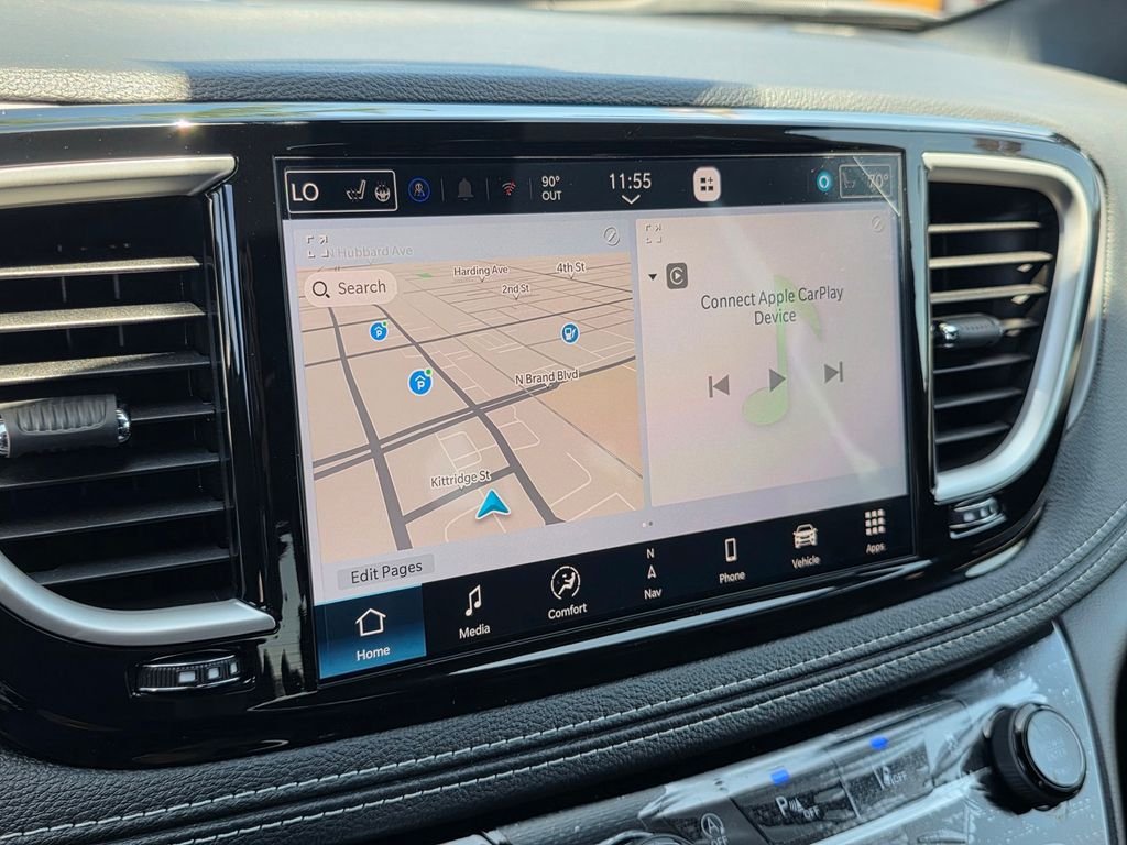 New 2027 Chrysler Pacifica Select w/ Family Tech Group FWD image 15