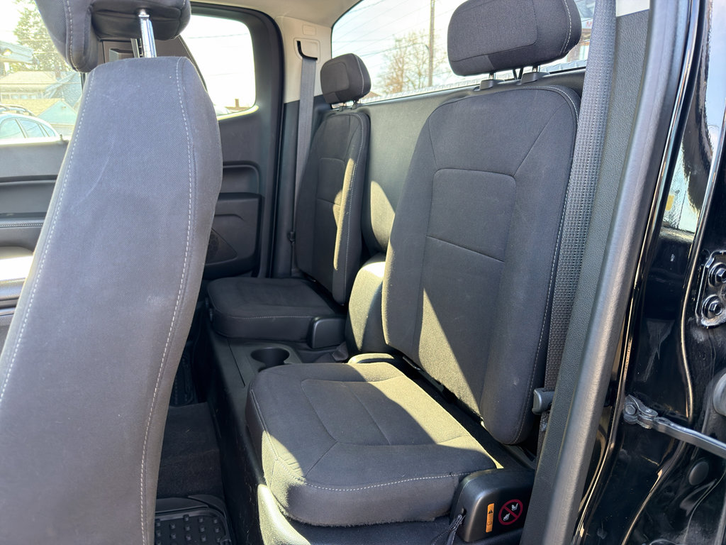 Used 2016 GMC Canyon SLE AWD/4WD image 14