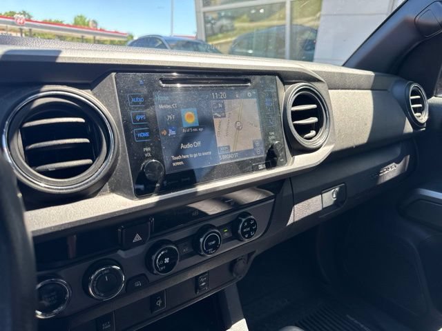 Used 2017 Toyota Tacoma TRD Off-Road w/ Tow Package (A/T) AWD/4WD image 11