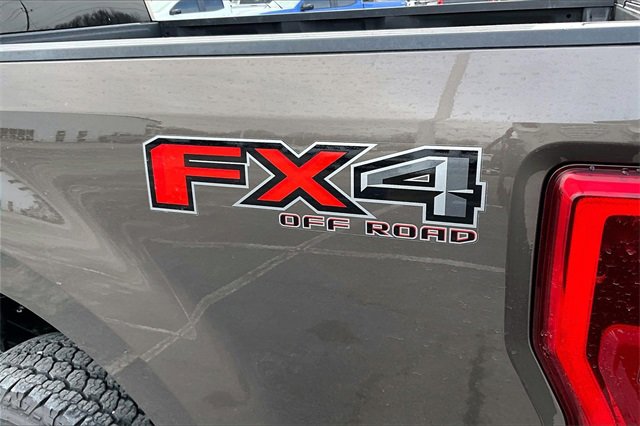 Used 2017 Ford F350 Lariat w/ Lariat Ultimate Package image 25