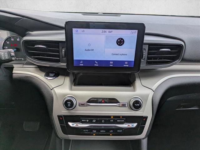 Used 2022 Ford Explorer XLT image 13