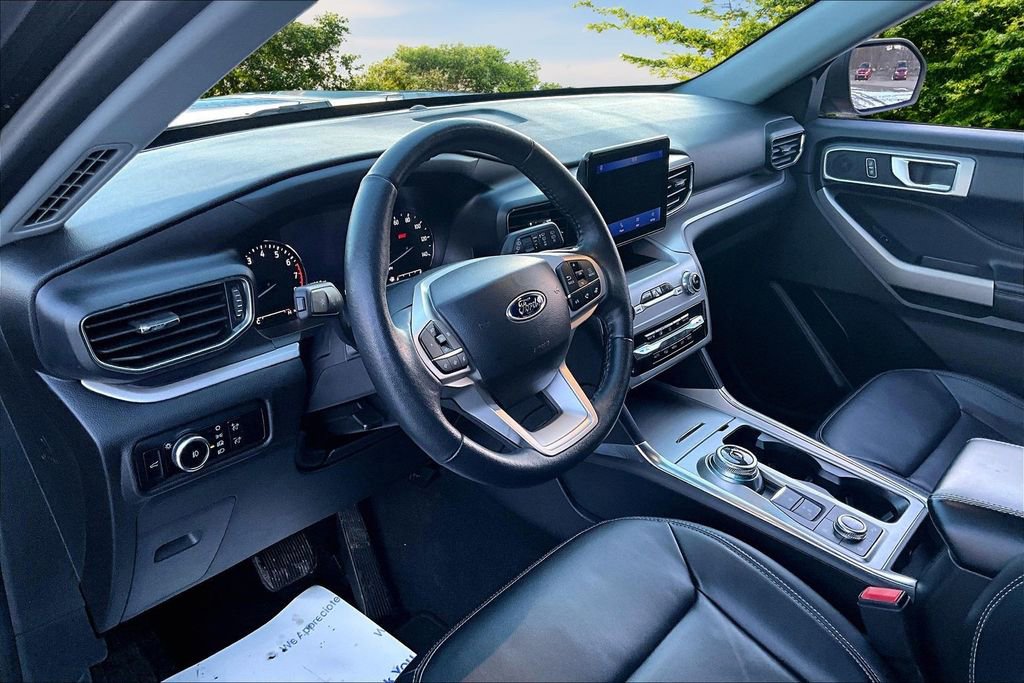 Certified 2023 Ford Explorer XLT w/ Equipment Group 202A image 13