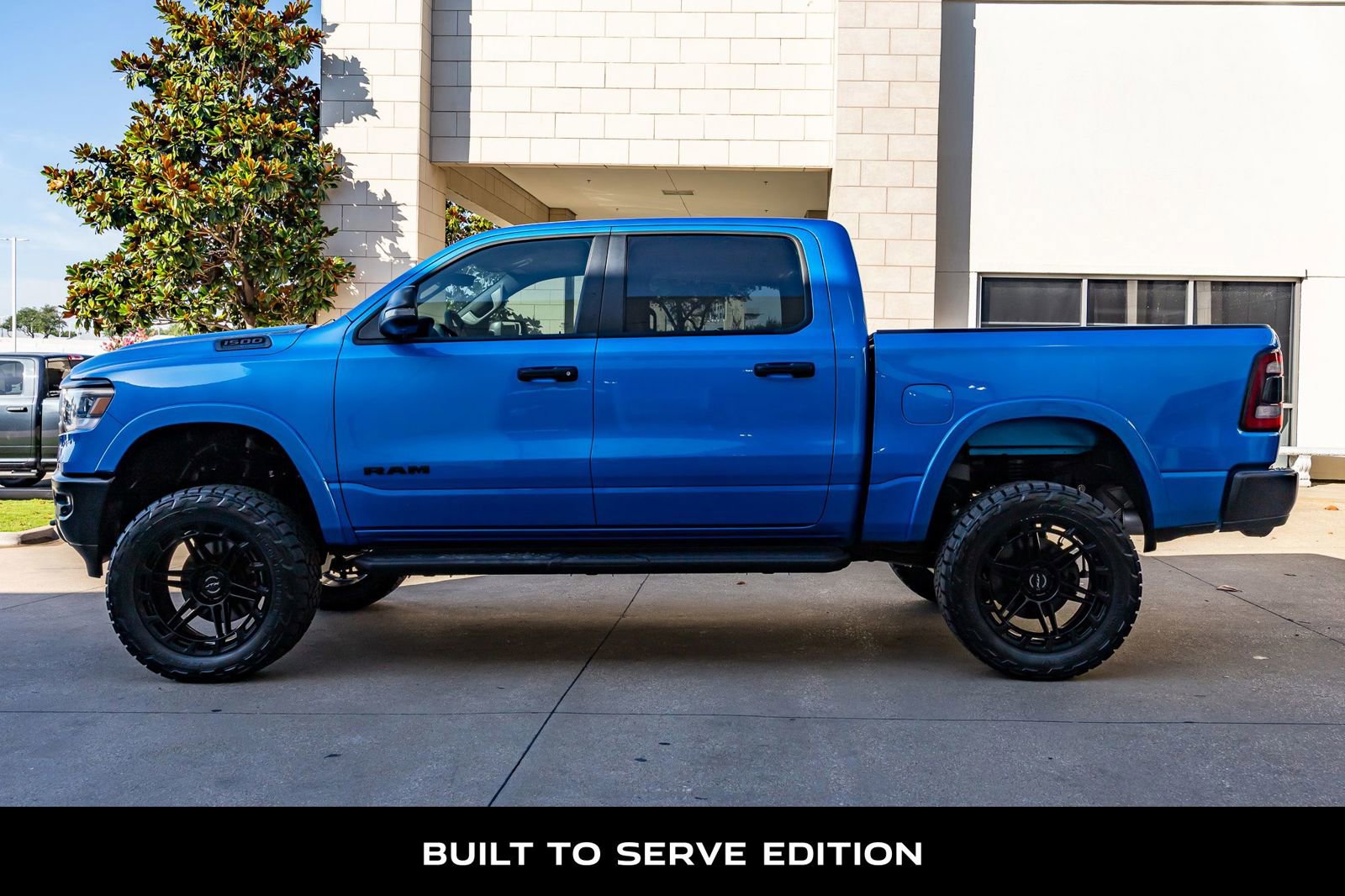 Used 2023 RAM 1500 Big Horn AWD/4WD image 6