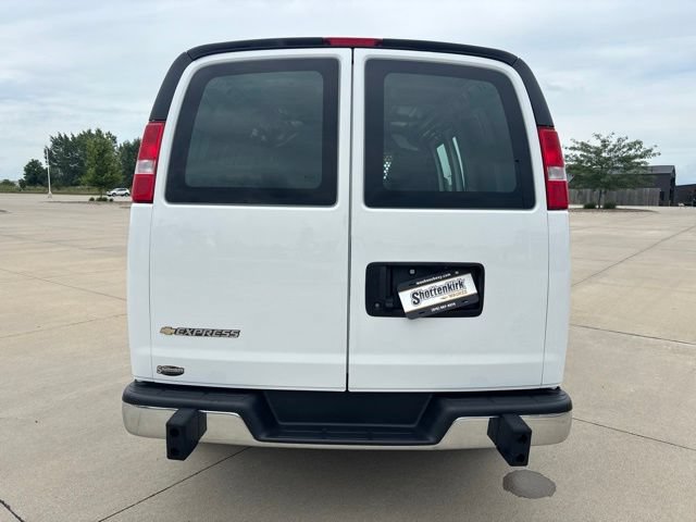 Used 2025 Chevrolet Express 2500 w/ Driver Convenience Package RWD image 34