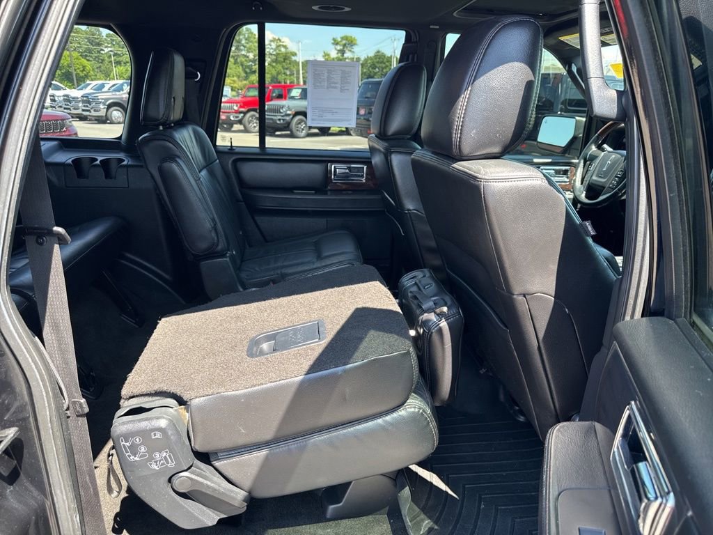 Used 2017 Lincoln Navigator L Reserve AWD/4WD image 22