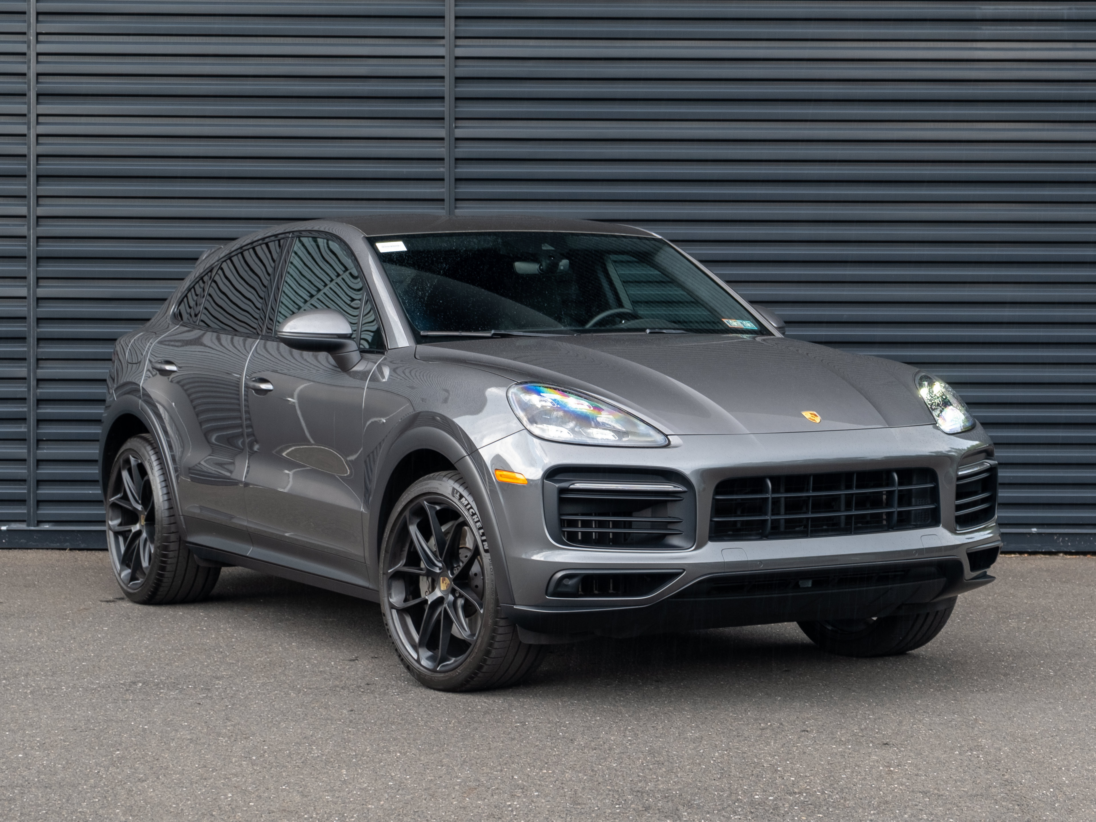 Certified 2022 Porsche Cayenne S AWD/4WD image 10