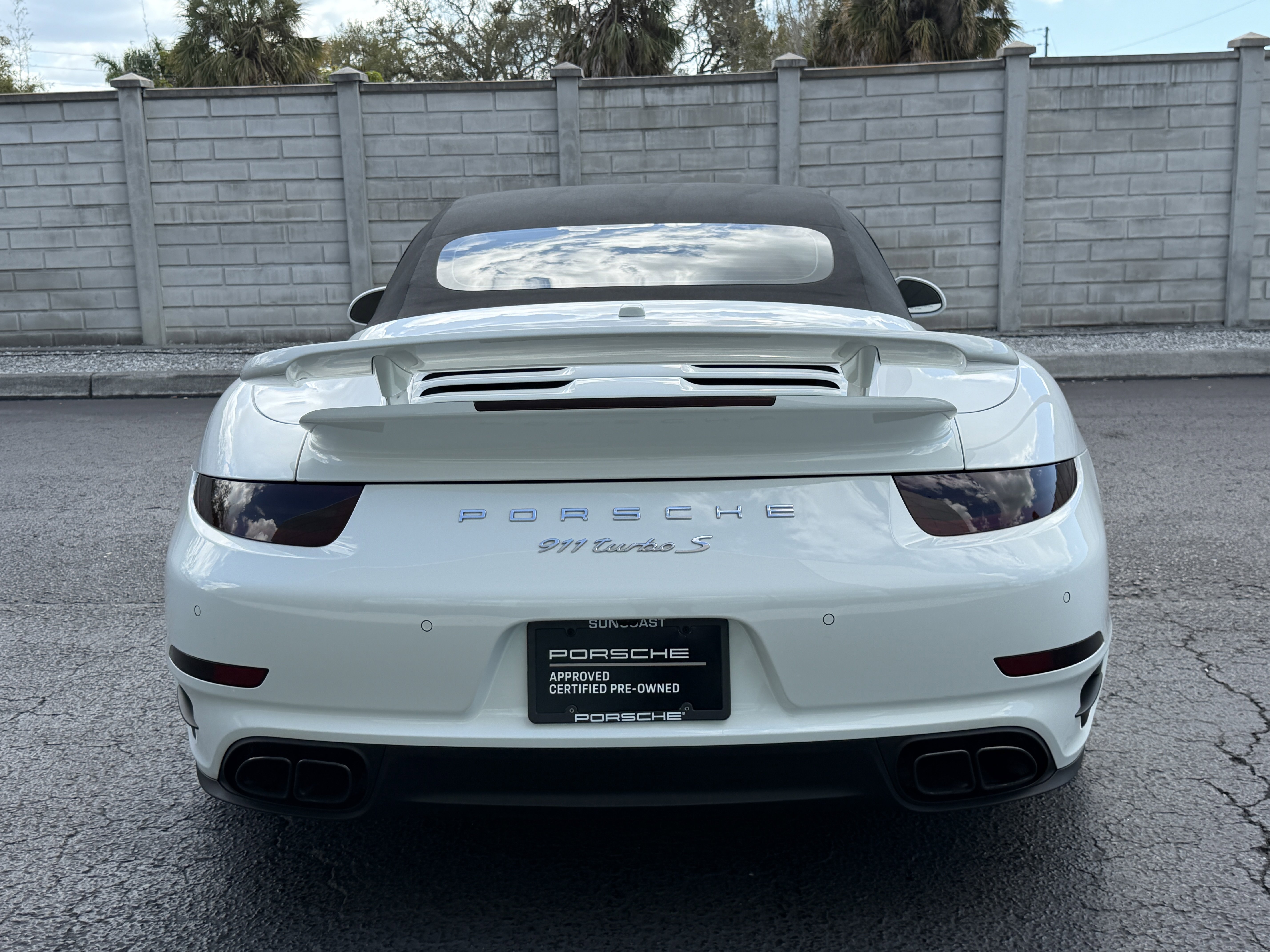 Certified 2015 Porsche 911 Turbo S image 12