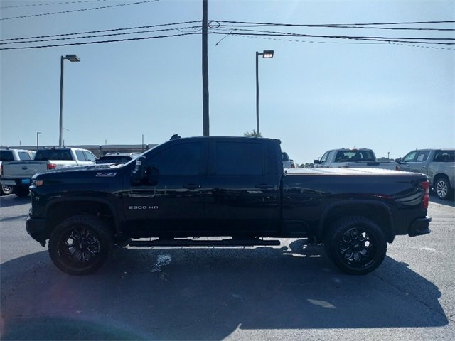 Used 2024 Chevrolet Silverado 2500 Custom w/ Custom Value Package image 4