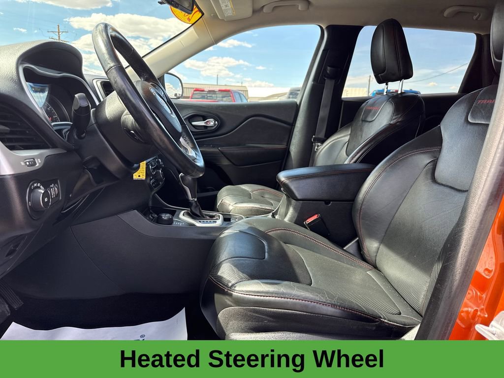 Used 2015 Jeep Cherokee Trailhawk w/ Leather Interior Group image 11