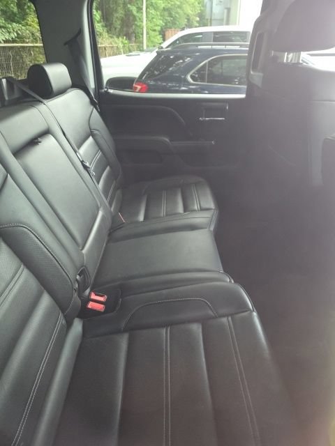 Used 2018 GMC Sierra 2500 Denali w/ Duramax Plus Package AWD/4WD image 11