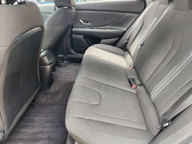 Used 2024 Hyundai Elantra SEL FWD image 30
