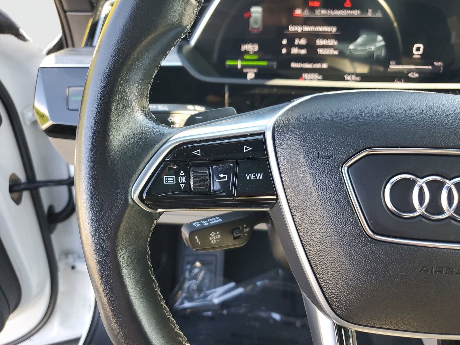 Used 2022 Audi e-tron Chronos w/ Chronos Package image 24