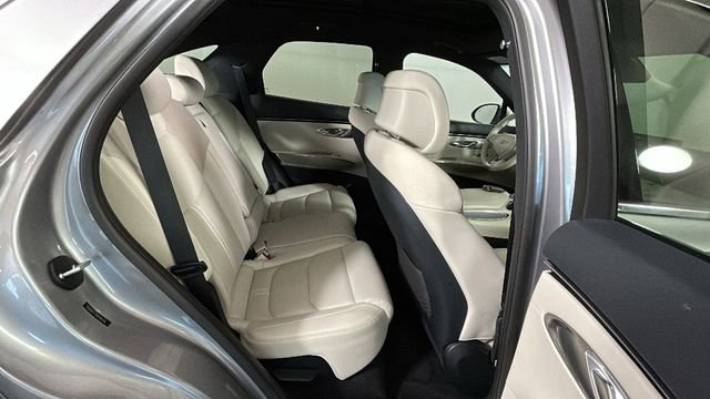 Used 2024 Genesis Electrified GV70 AWD/4WD image 30