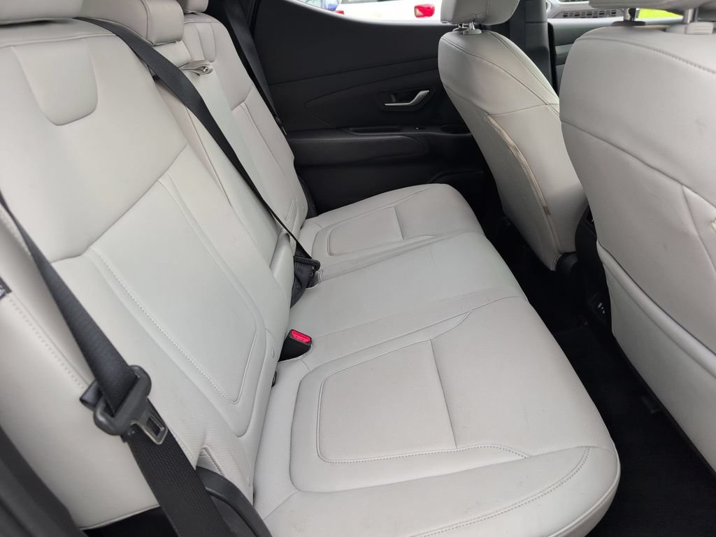 Used 2025 Hyundai Santa Cruz SEL FWD image 29