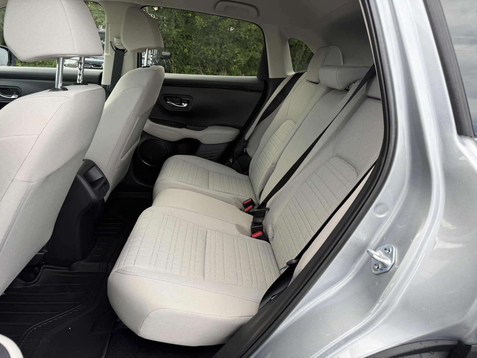 New 2027 Honda HR-V LX image 9