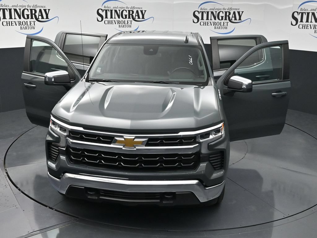Used 2025 Chevrolet Silverado 1500 LT AWD/4WD image 35