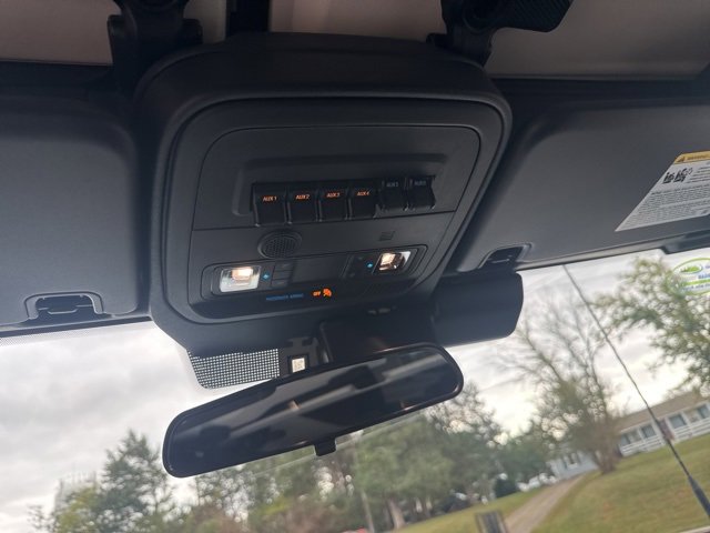 New 2025 Ford Bronco Badlands image 40