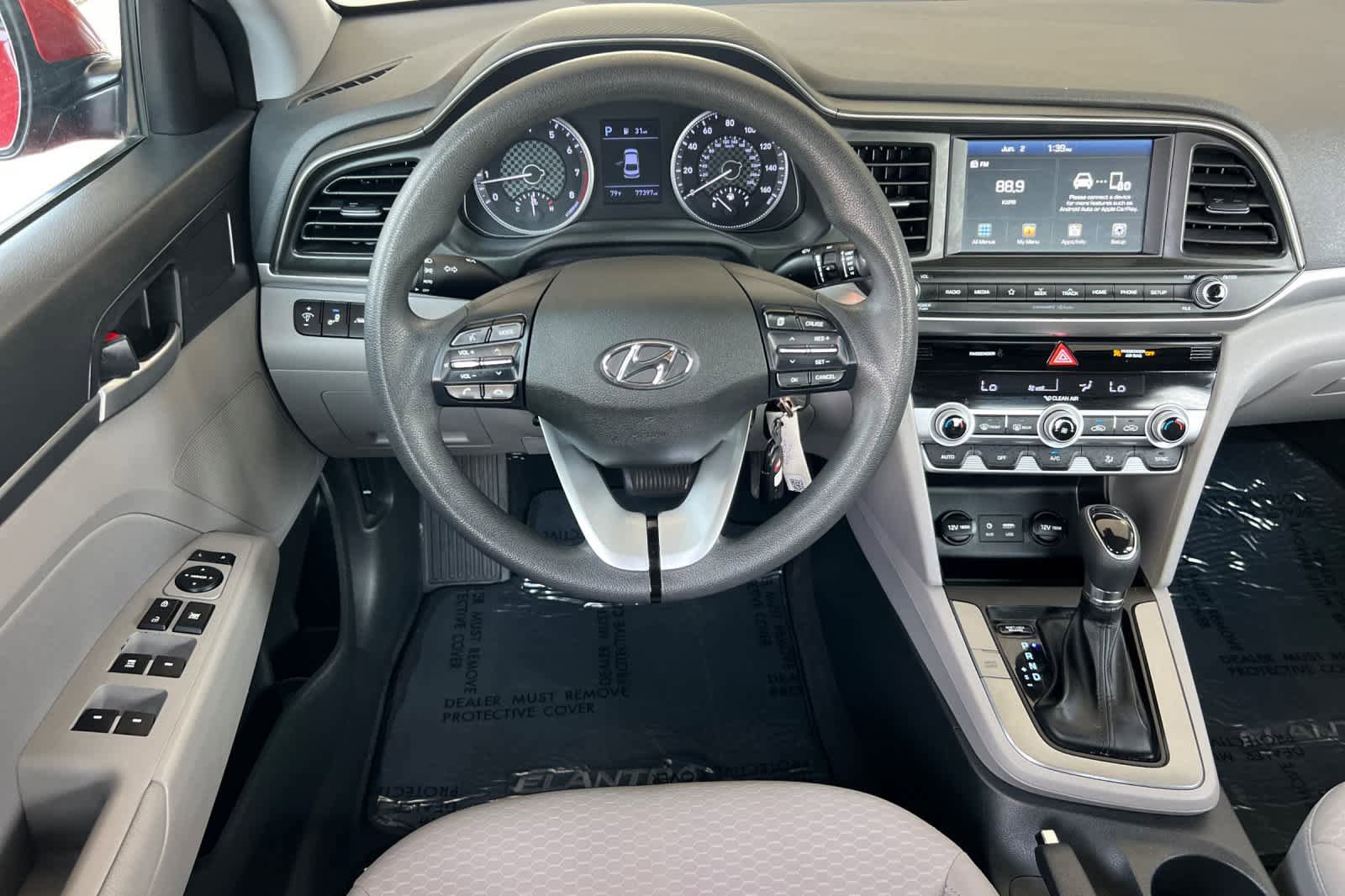 Used 2020 Hyundai Elantra SEL FWD image 14