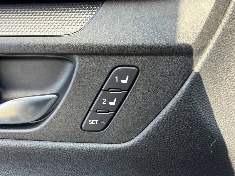 Used 2025 Honda CR-V Sport-L image 15