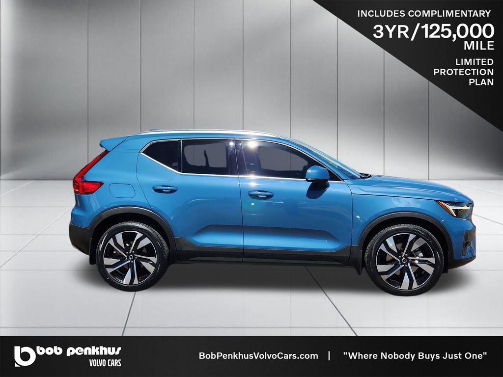Used 2024 Volvo XC40 B5 Plus w/ Protection Package Premier AWD/4WD image 24