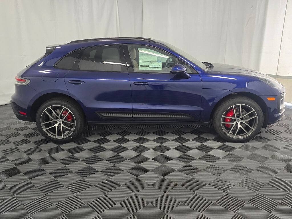New 2026 Porsche Macan S AWD/4WD image 8