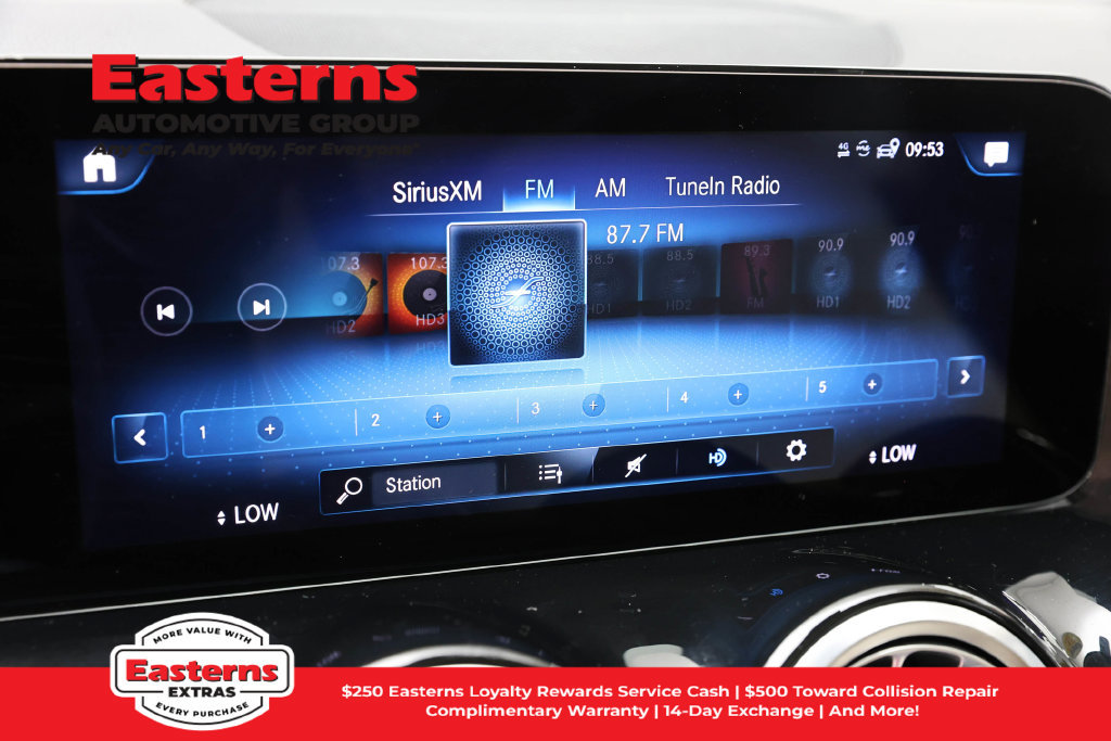 Used 2022 Mercedes-Benz GLB 250 4MATIC image 18