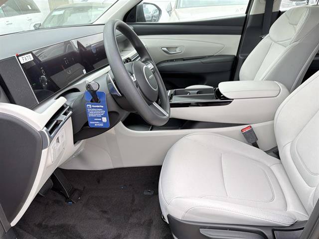 New 2026 Hyundai Tucson Blue SE AWD/4WD image 13